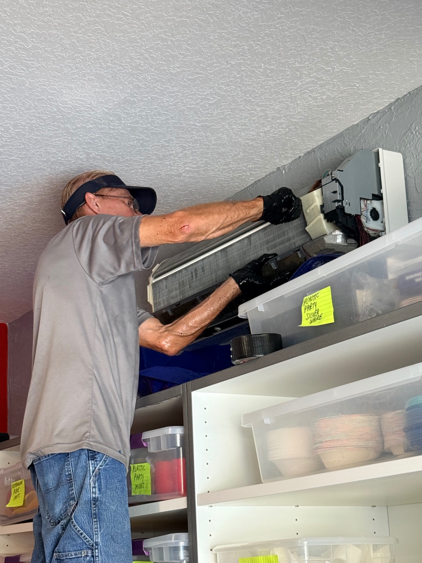 Ceiling-mounted mini-split indoor head service in Treasure Coast home